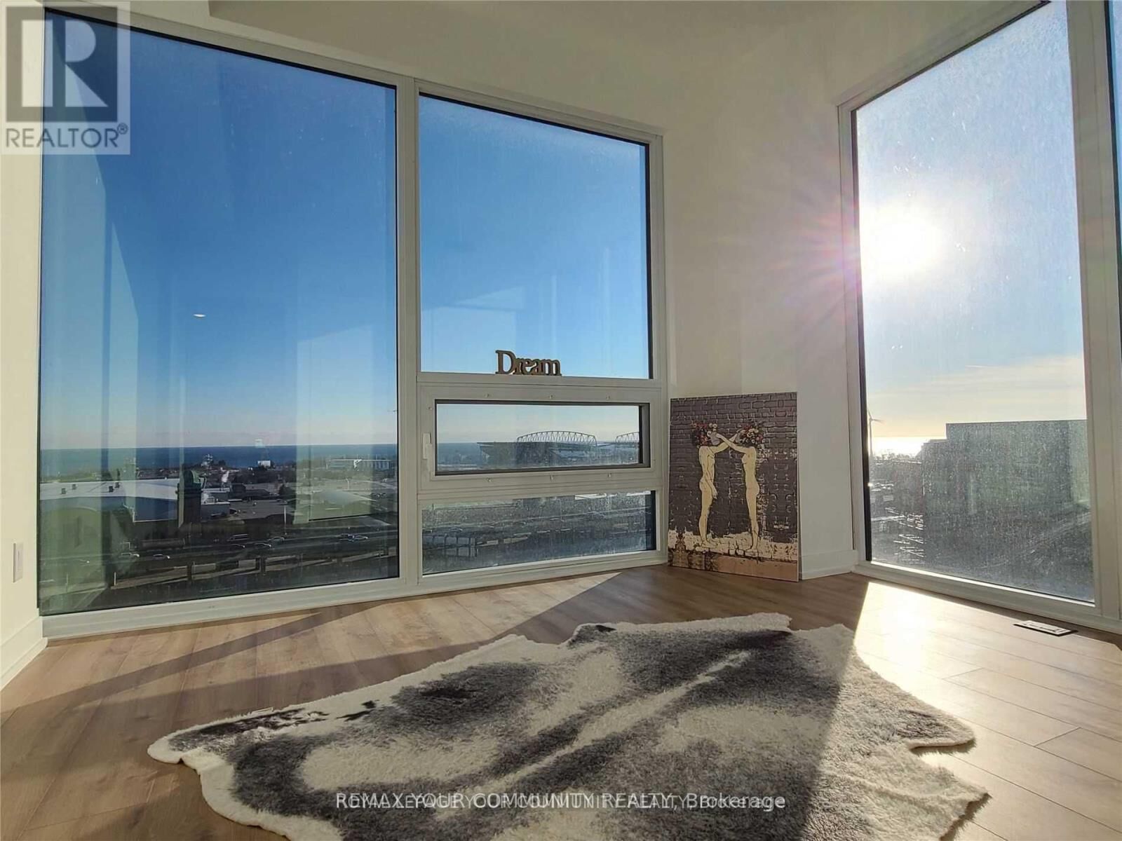 Property Photo:  135 East Liberty Street 1503  ON M6K 0G7 