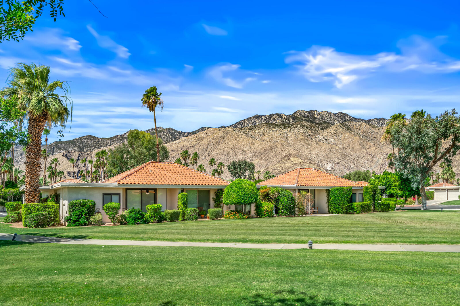 Property Photo:  657 N Palomar Circle  CA 92262 