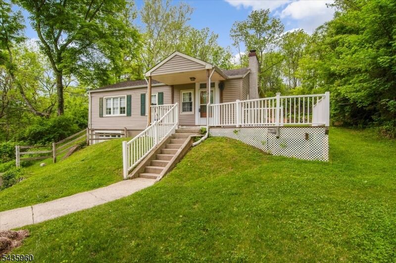 Property Photo:  16 High St  NJ 07825 