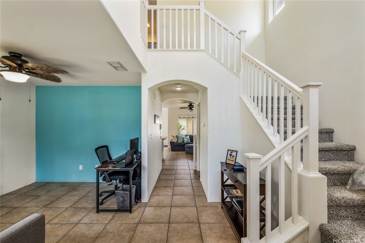 Property Photo:  91-1023 Kaihi Street  HI 96706 
