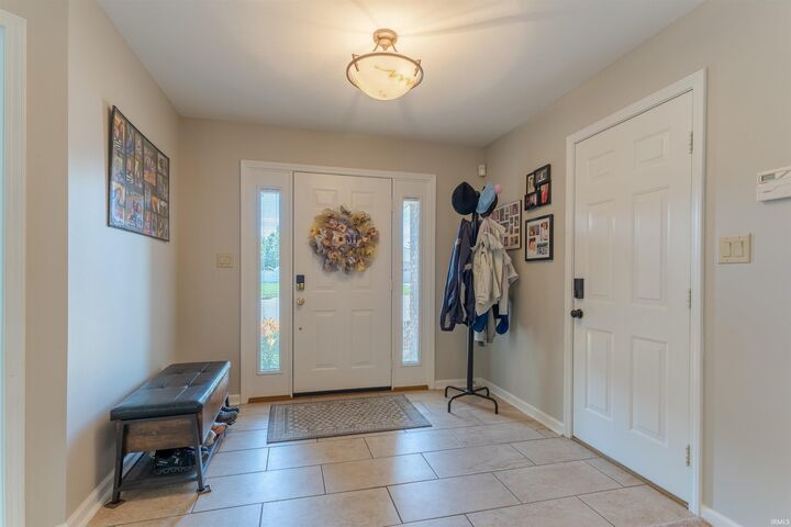 Property Photo:  8012 Talbert Court  IN 47630-8917 