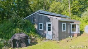 Property Photo:  884 Camby Road  NY 12545 