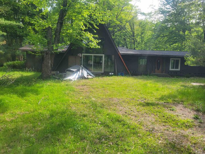 Property Photo:  9705 Midland  MI 48623 