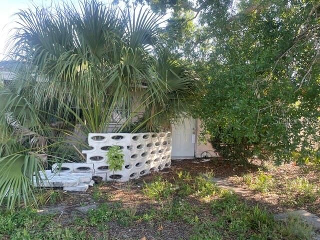 Property Photo:  547 75th Avenue N  FL 33702 