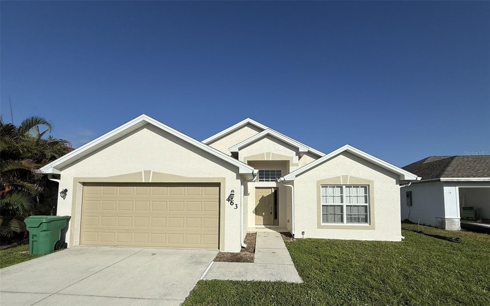 Property Photo:  463 Winwood Court  FL 33954 