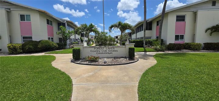 Property Photo: 2507 Beneva Road 5 FL 34232