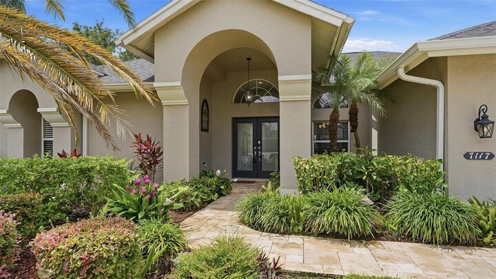 Property Photo:  7117 Dornough Lane  FL 34202 