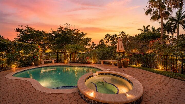 Property Photo:  3563 Fair Oaks Lane  FL 34228 