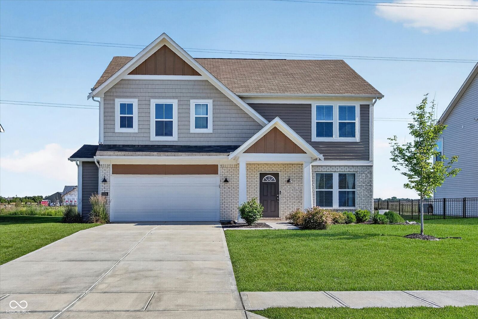 Property Photo: 5526 Woods Pointe Drive IN 46055