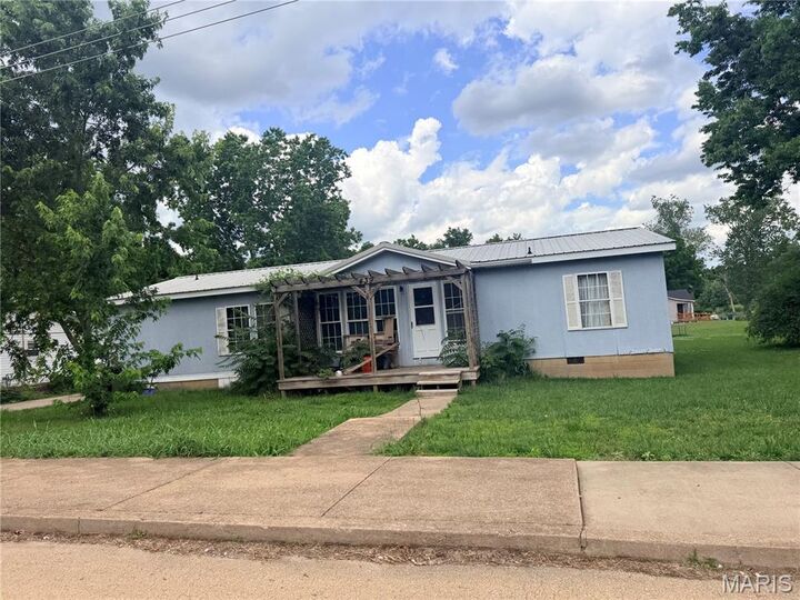 Property Photo:  439 E Elvins Boulevard  MO 63601 