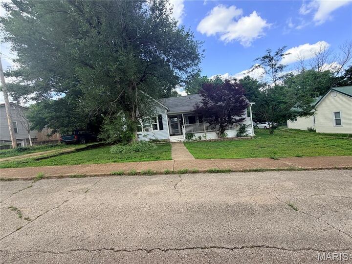 Property Photo:  120 Glendale Street  MO 63601 