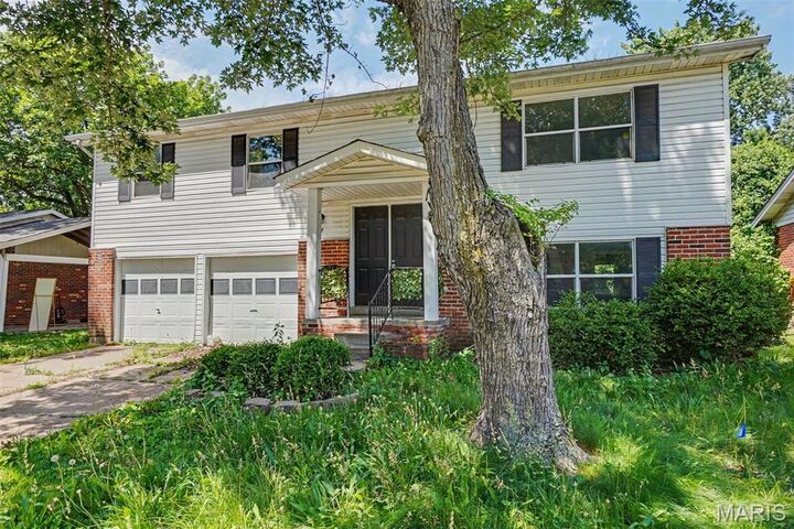 Property Photo: 2337 Millvalley Drive MO 63031