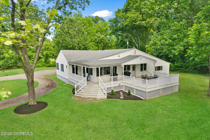 Property Photo:  23 Bloomer Drive  NJ 08016 