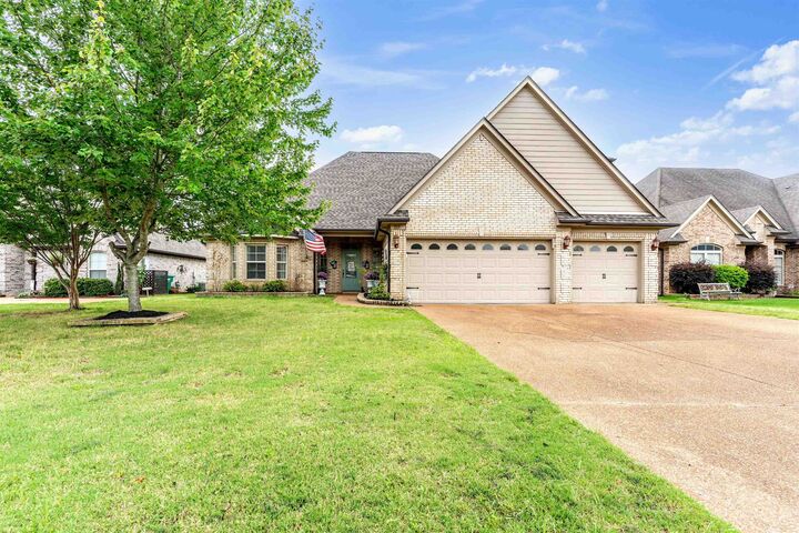 Property Photo:  310 Whispering Meadows Dr  TN 38060 