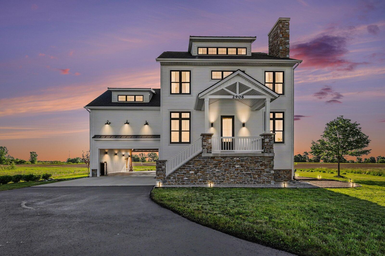 Property Photo:  2906 Air Park Drive  MI 49464 