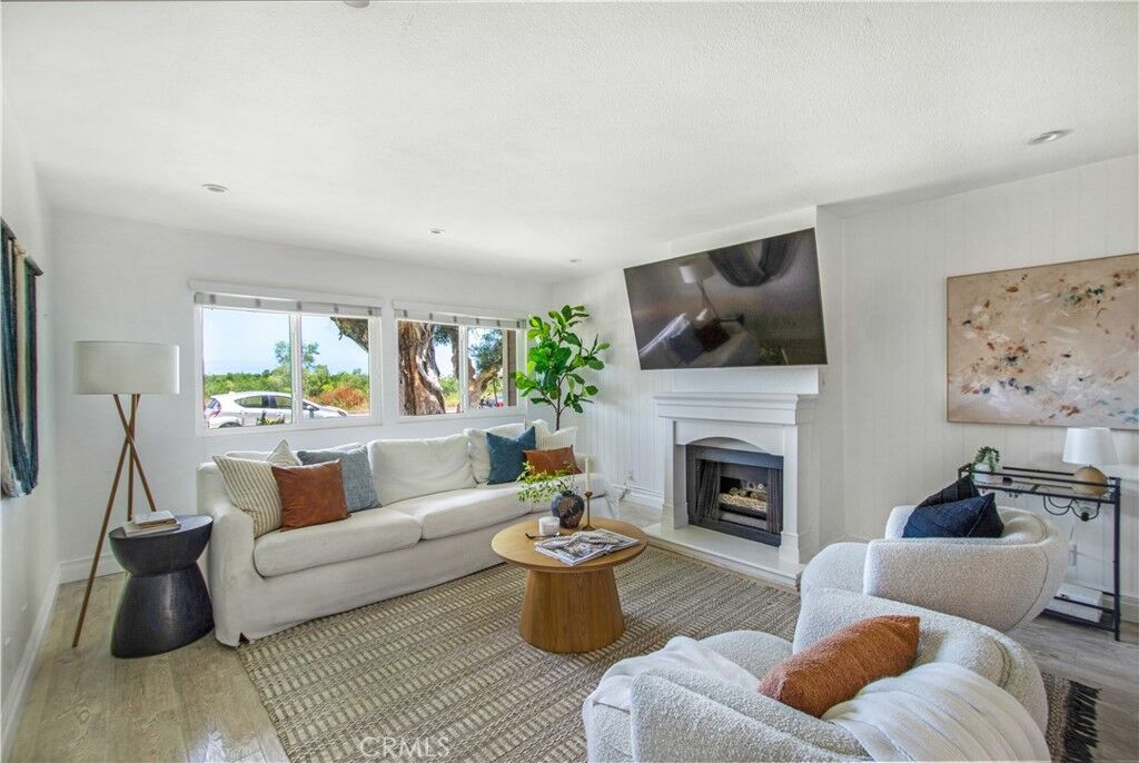 Property Photo:  19 Seabird Court  CA 92663 
