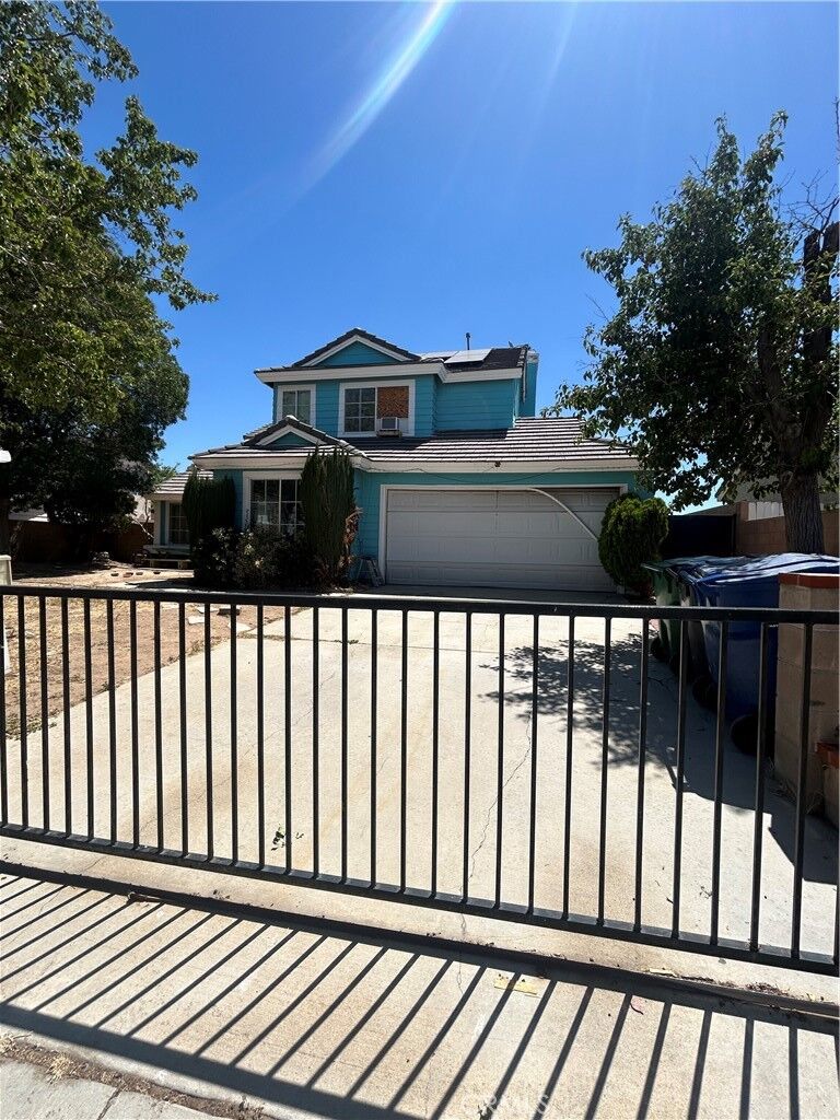 Property Photo: 37826 Cardiff CA 93550