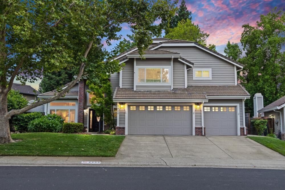 Property Photo:  2800 Courtside Drive  CA 95661 