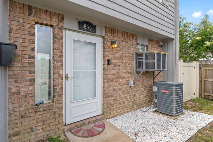 Property Photo:  846 Shadow Lane  FL 32547 