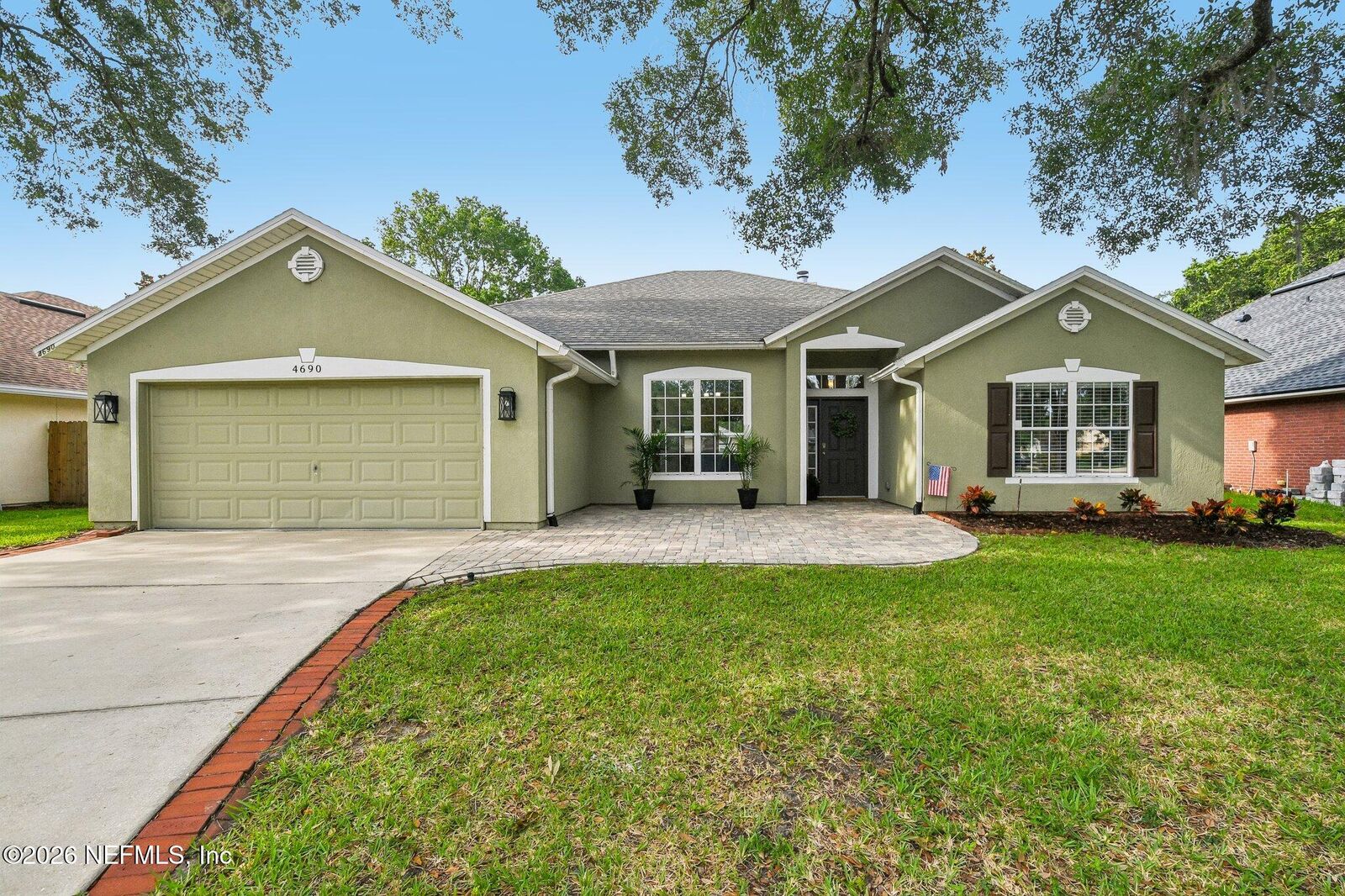 Property Photo: 4690 Leah Creek Drive FL 32257