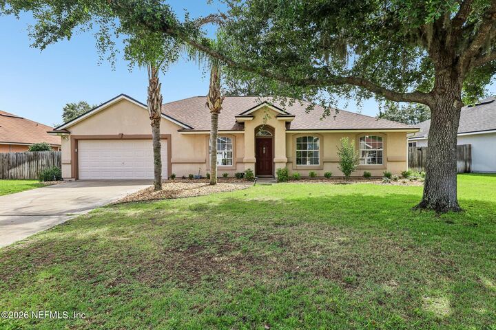 Property Photo:  3215 Ginny Lake Drive  FL 32068 