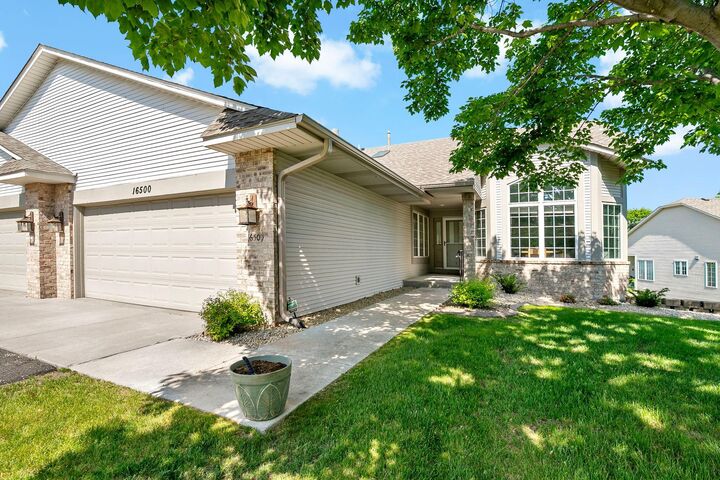 Property Photo: 16500 41st Avenue N MN 55446