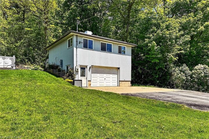 Property Photo: 1480 Roseville Road ON N1R 5S3