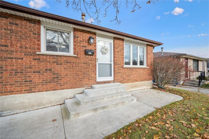Property Photo: 217 Johanna Drive ON N1S 4C5