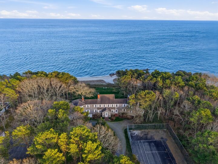 Property Photo:  190 Vineyard Road  MA 02635 