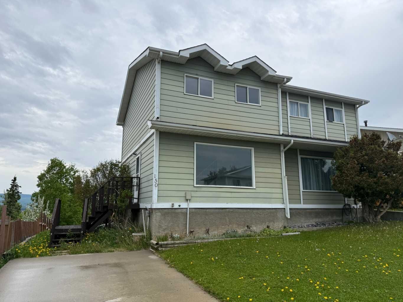 Property Photo: 150 Sutherland Avenue AB T7V 1L8