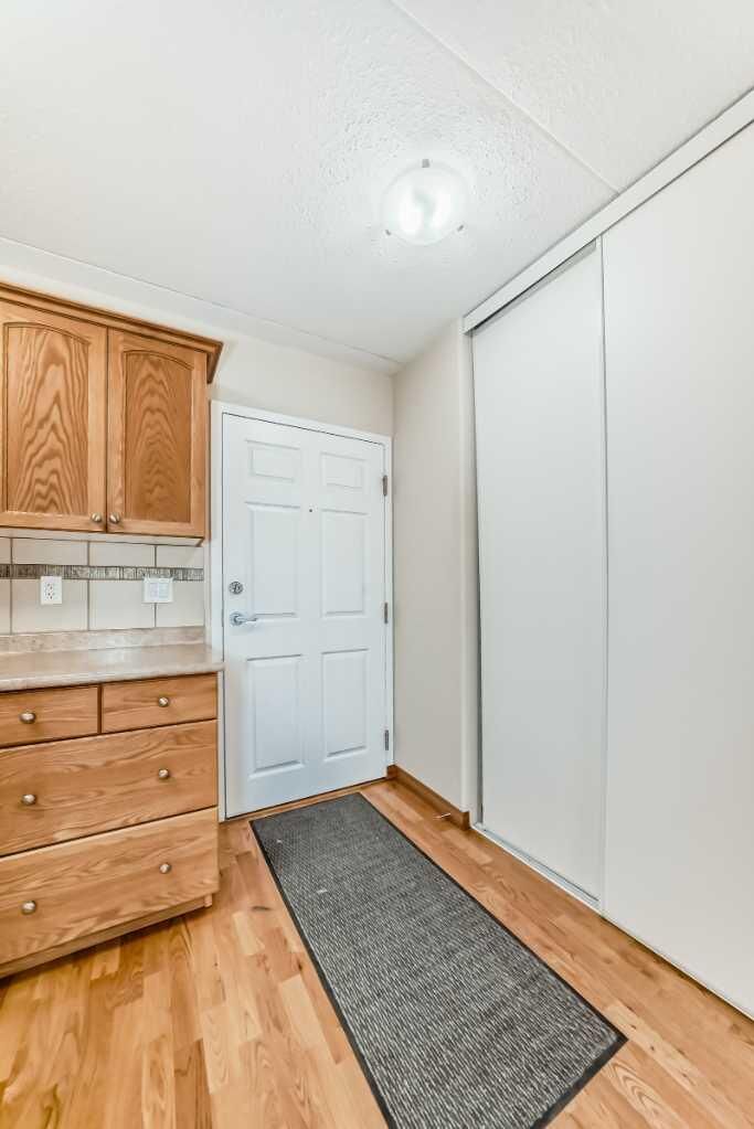 Property Photo:  5133 49 Street 201  AB T4H 0C7 