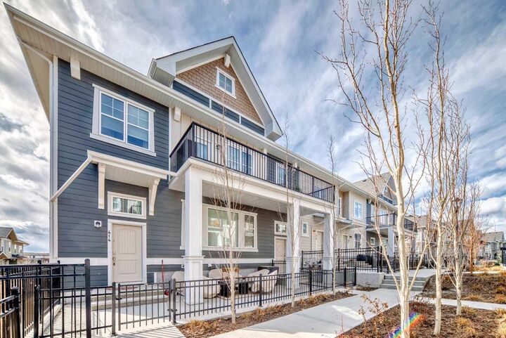 Property Photo: 410 Cranbrook Walk SE AB T3M 2V5
