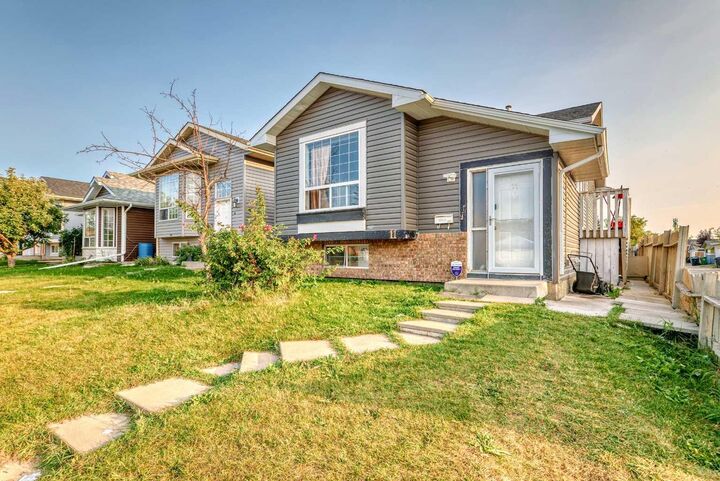 Property Photo: 11 Martinwood Road NE AB T3J 3G6