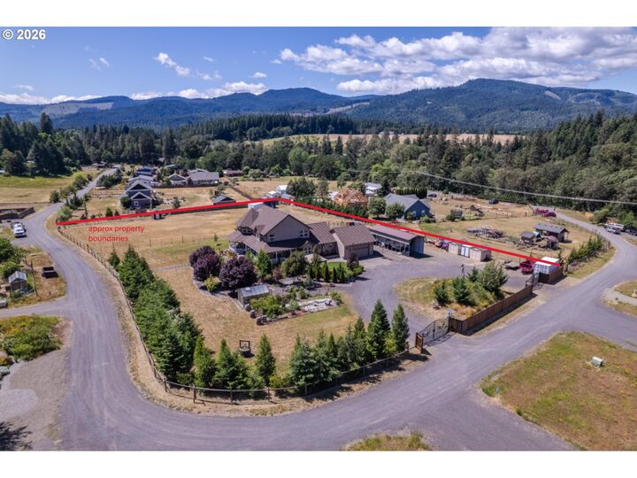 Property Photo:  3 Tomahawk Rd  WA 98672 
