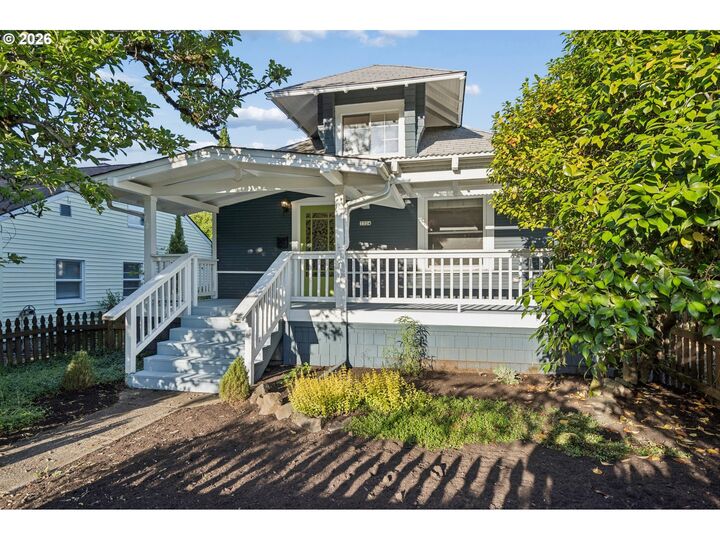 Property Photo: 3324 SE 55th Ave OR 97206