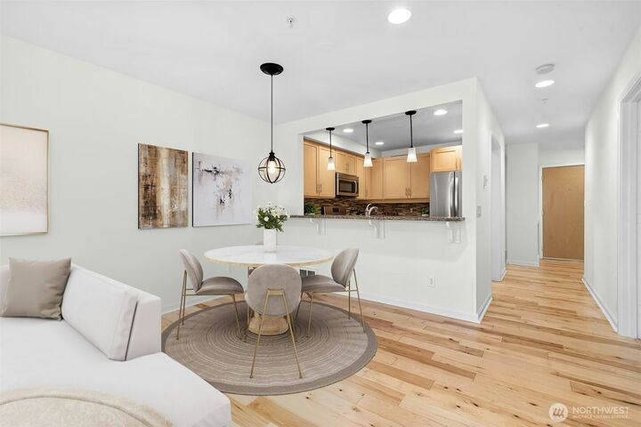 Property Photo: 225 4th Avenue A-307 WA 98033