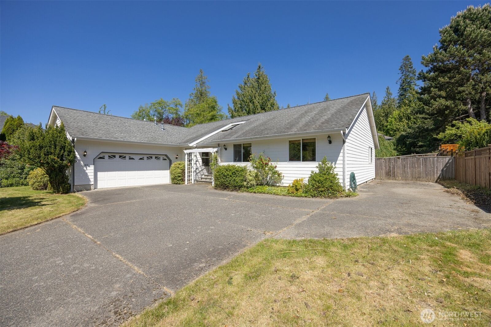 Property Photo:  1608  Brook View Place  WA 98229 