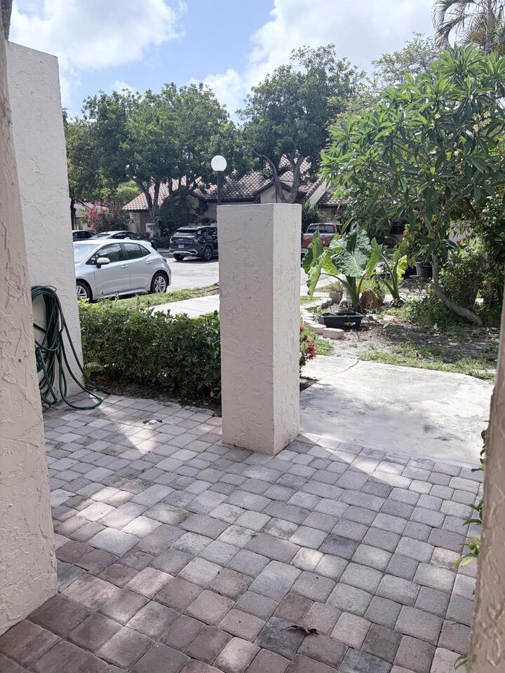 Property Photo:  3072 Inglewood Terrace  FL 33431 
