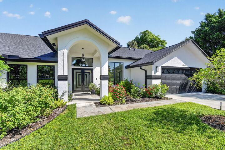 Property Photo:  13399 Doubletree Circle  FL 33414 