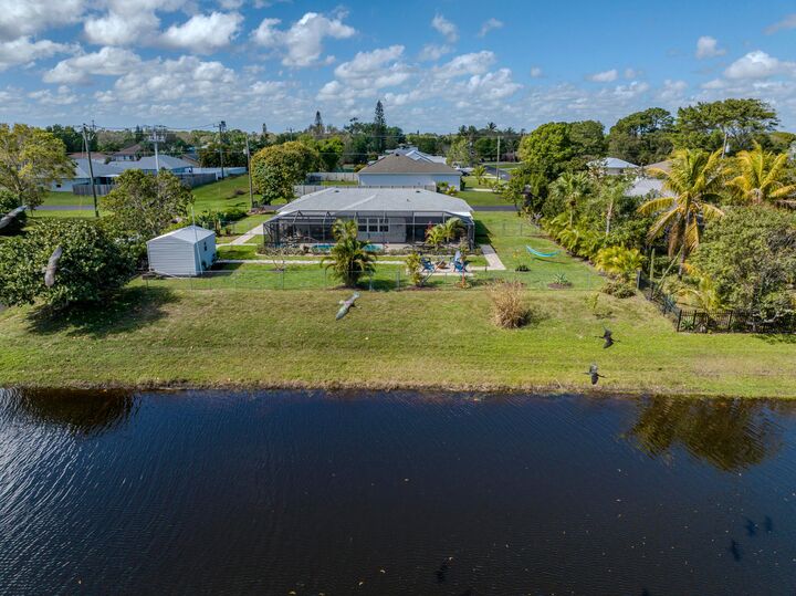 Property Photo:  2513 SE Hallahan Street  FL 34952 