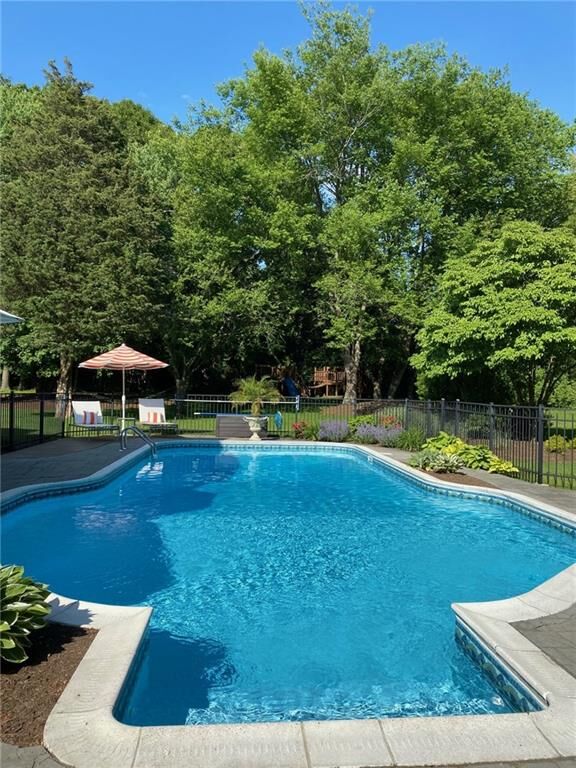 Property Photo:  193 Torrie Lane  RI 02852 