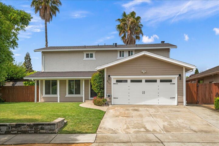 Property Photo:  807 Ramona Way  CA 95020 