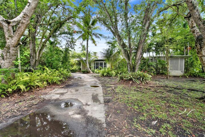 Property Photo:  6980 SW 104th St  FL 33156 
