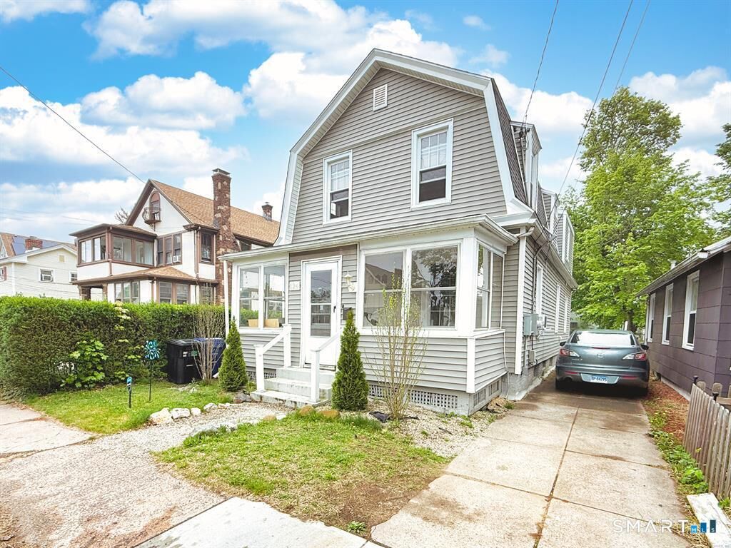 Property Photo:  124 Richards Street  CT 06516 