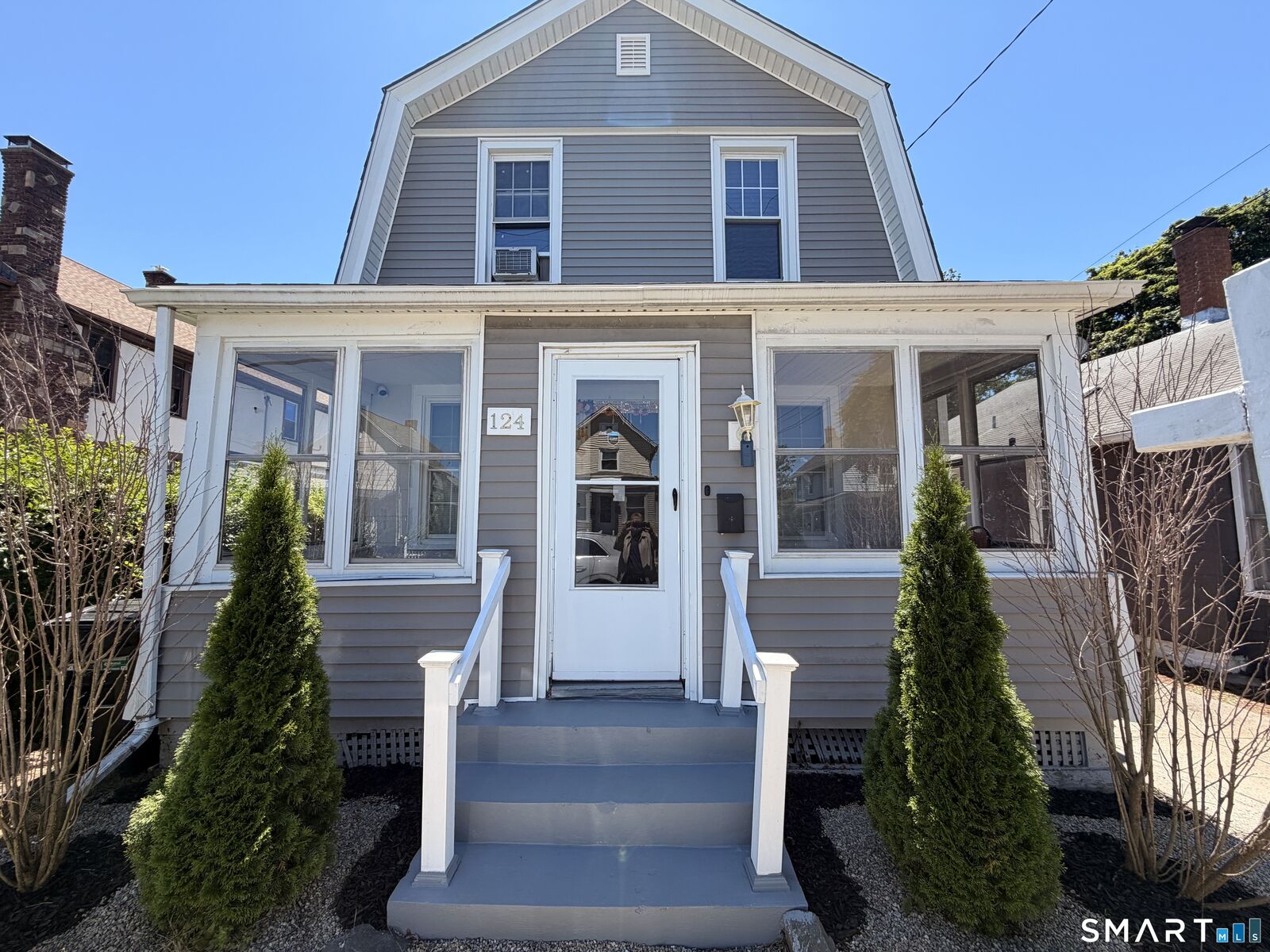 Property Photo:  124 Richards Street  CT 06516 