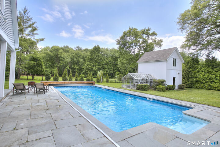 Property Photo:  1 Vineyard Lane  CT 06880 