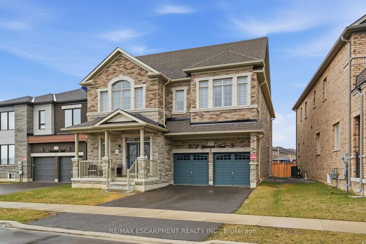 Property Photo: 7 Grierson Trail ON L8B 1Z7