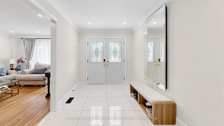 Property Photo: 32 Northwood Drive ON M2M 2J8