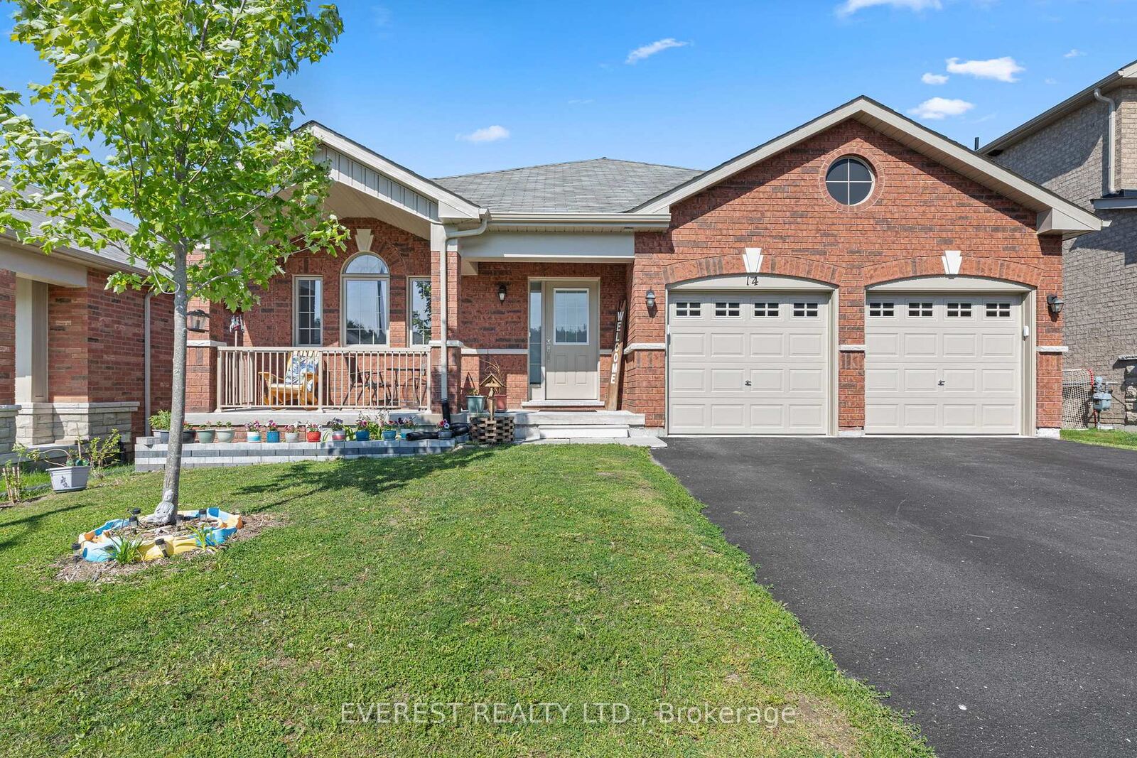 Property Photo: 14 Hewson Street ON L9M 0V7