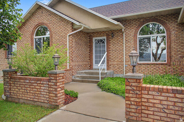 Property Photo:  805 S 300 E  UT 84627 